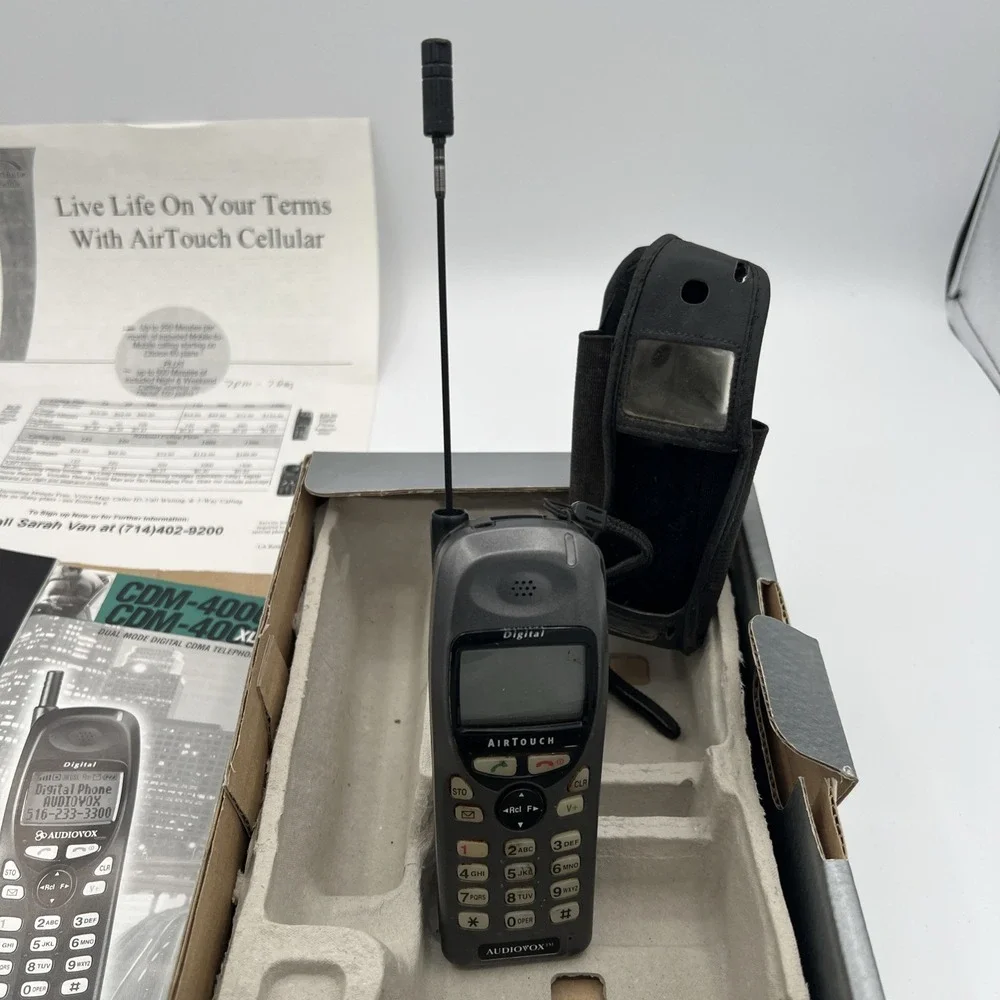 Vintage AirTouch Digital Phone AUDIOVOX CDM 4000AT, Box, Accessories, FREE SHIP